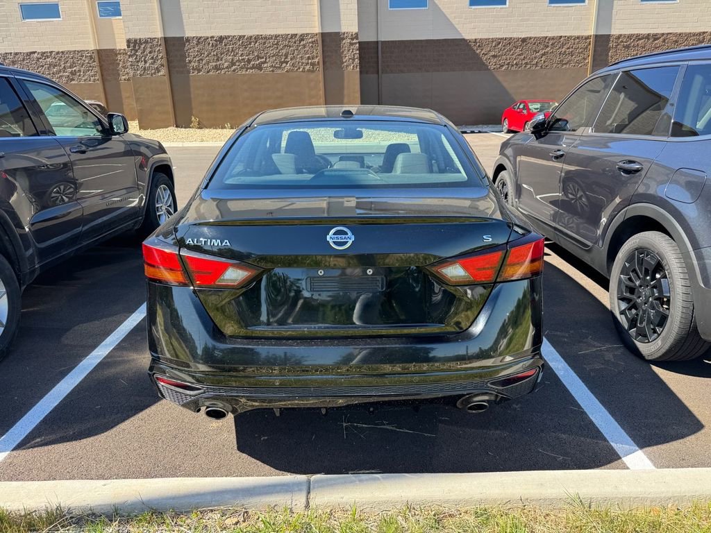 Used 2019 Nissan Altima 2.5 SL FWD image 16
