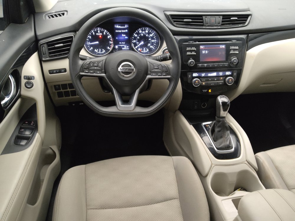 Used 2018 Nissan Rogue Sport SV FWD image 22