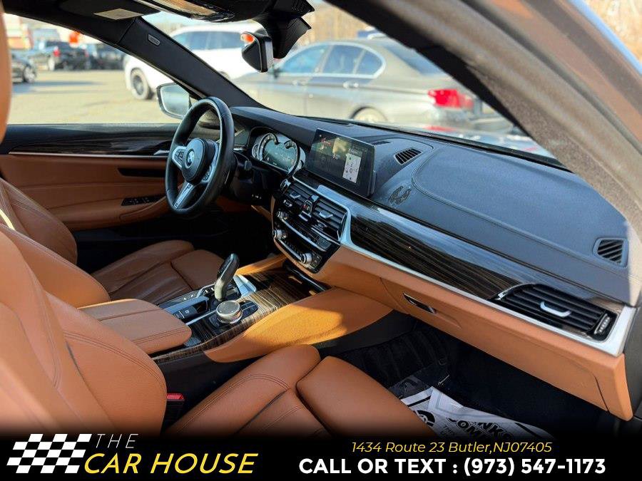 Used 2018 BMW 540i xDrive 540i xDrive Sedan image 24
