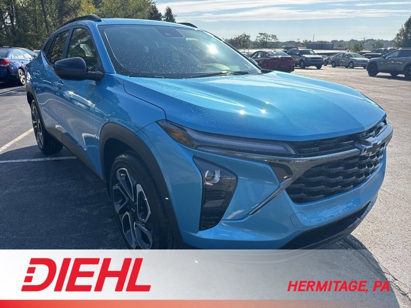 New 2025 Chevrolet Trax RS w/ Sunroof Package image 1