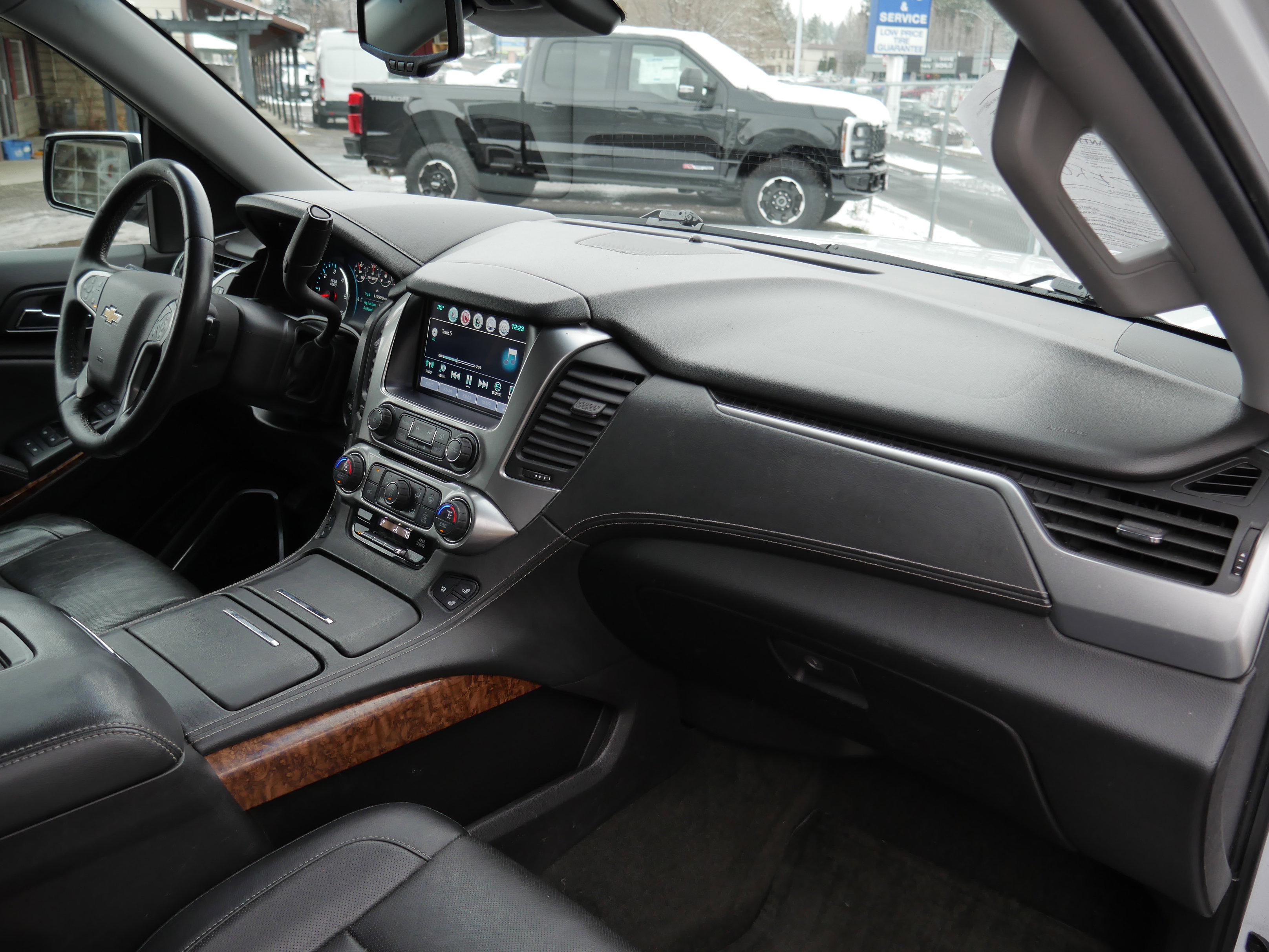 Used 2016 Chevrolet Tahoe LTZ image 28