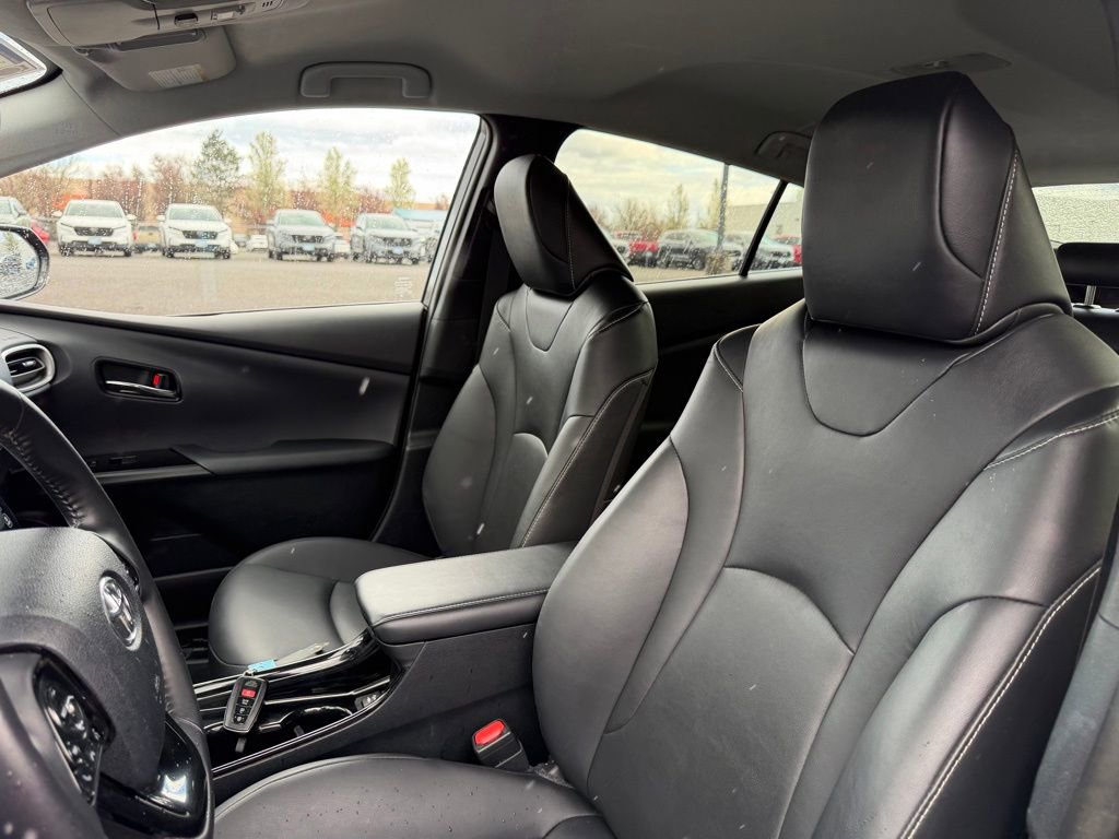 Used 2020 Toyota Prius Prime Limited FWD image 14