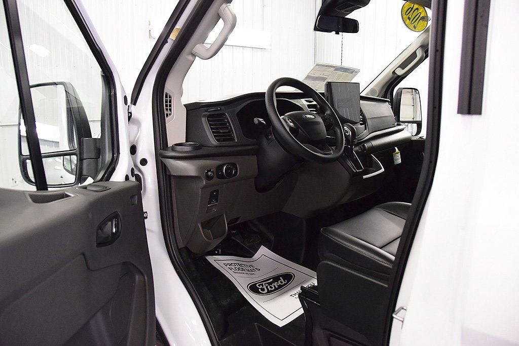 New 2026 Ford Transit 250 148 Medium Roof w/ Load Area Protection Package image 11