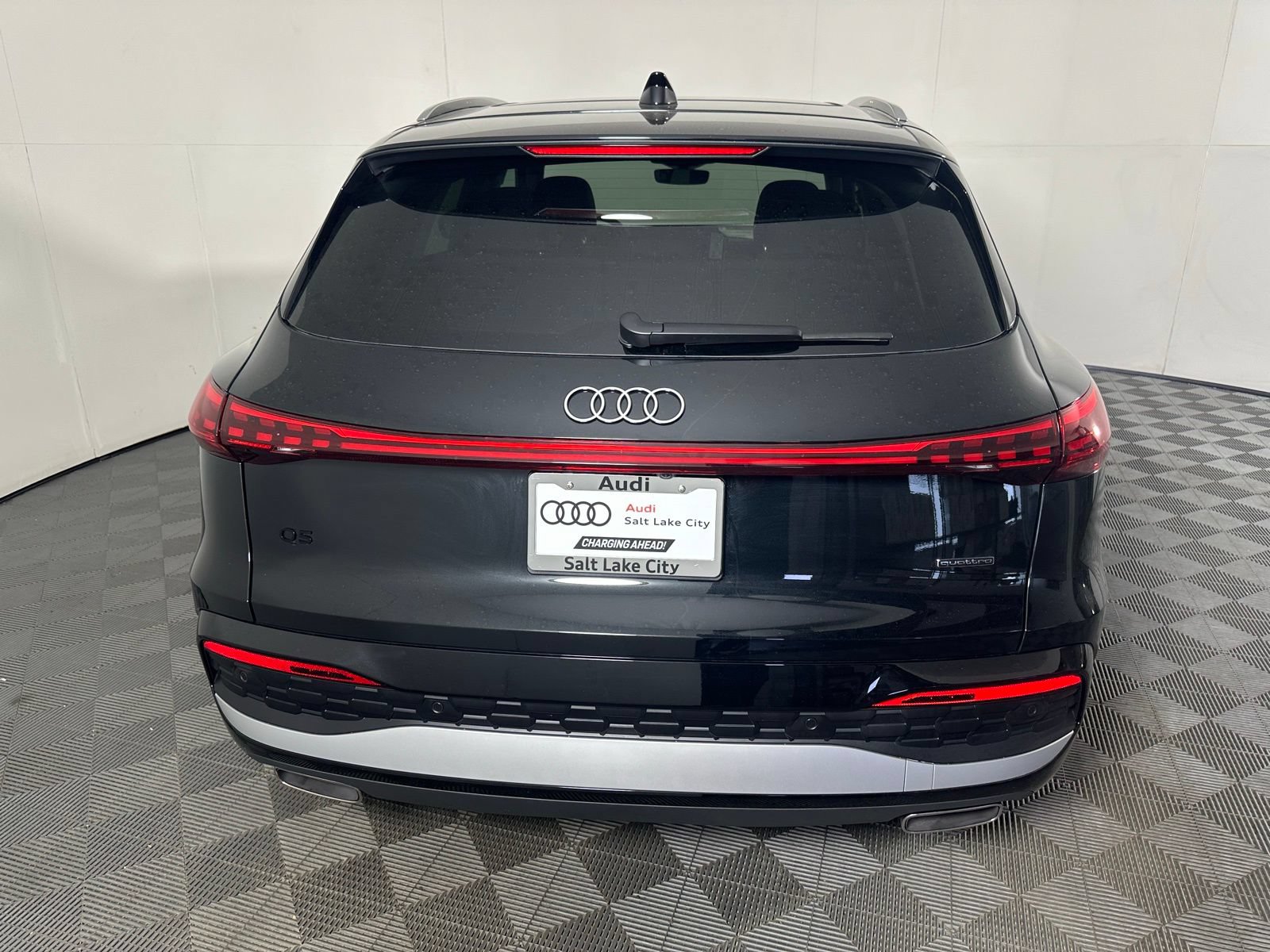 Certified 2025 Audi Q5 Premium w/ Premium Plus AWD/4WD image 6