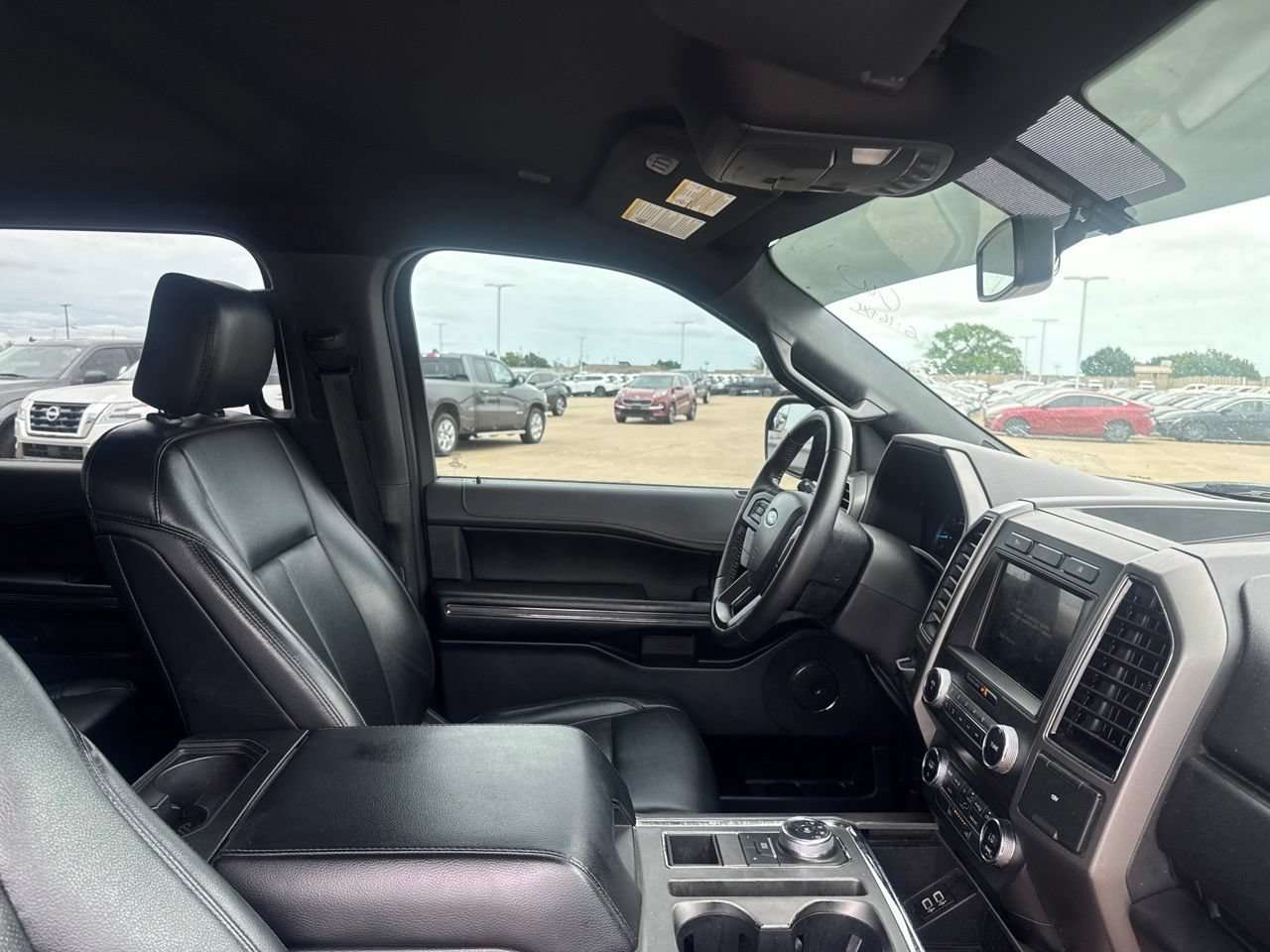 Used 2019 Ford Expedition XLT w/ Equipment Group 201A RWD image 30
