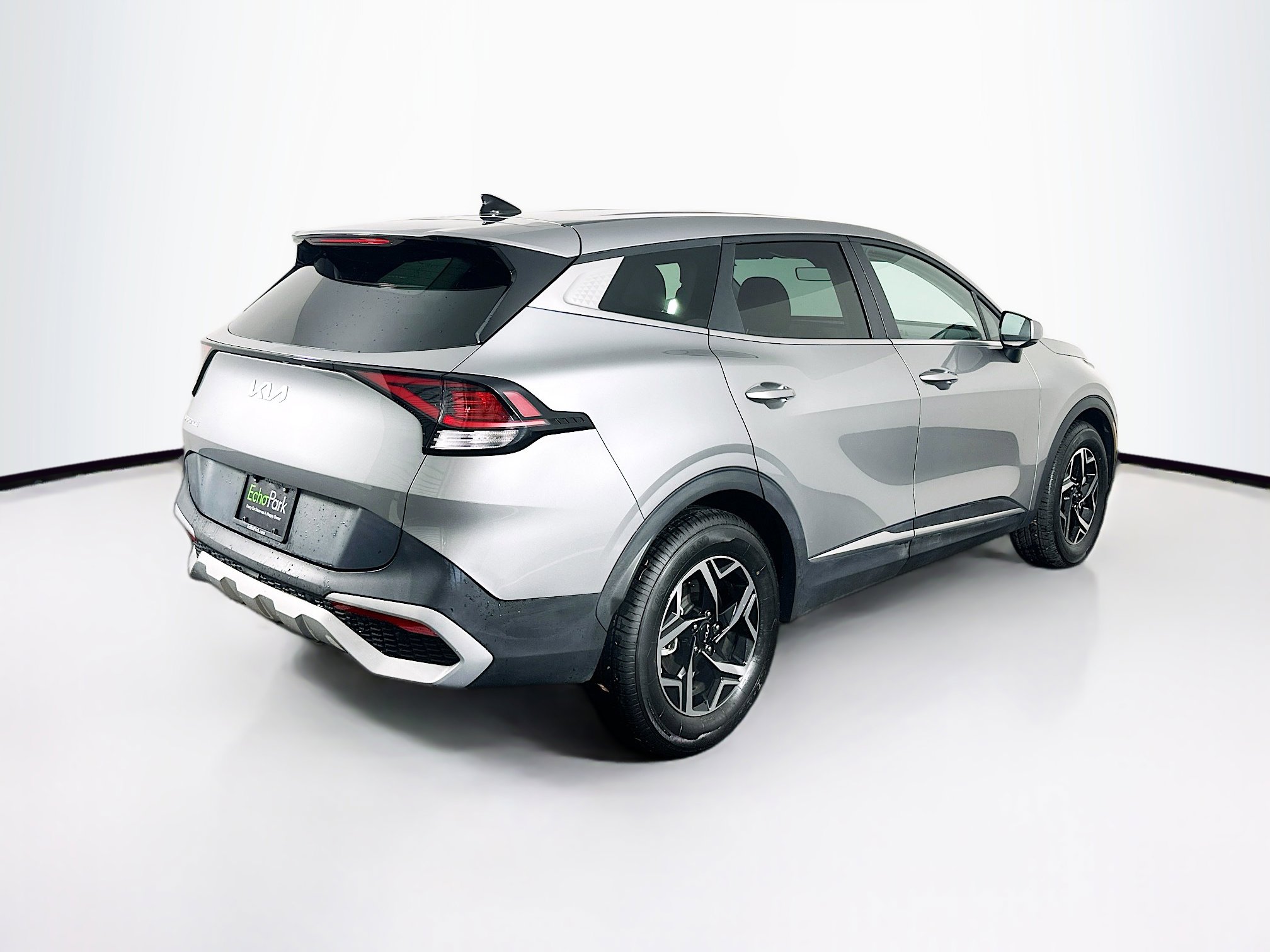 Used 2024 Kia Sportage LX image 9