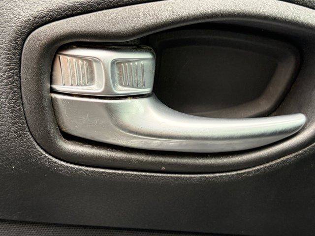 Used 2015 Jeep Renegade Latitude w/ Popular Equipment Group FWD image 7