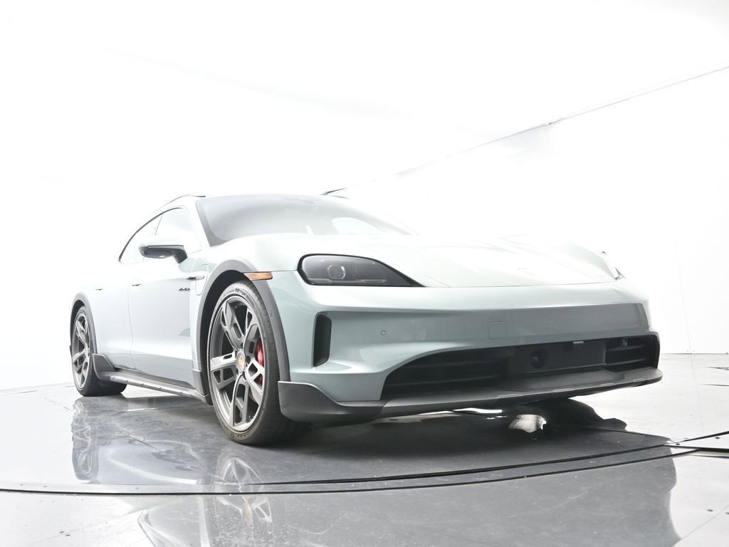 Certified 2025 Porsche Taycan 4S AWD/4WD image 53