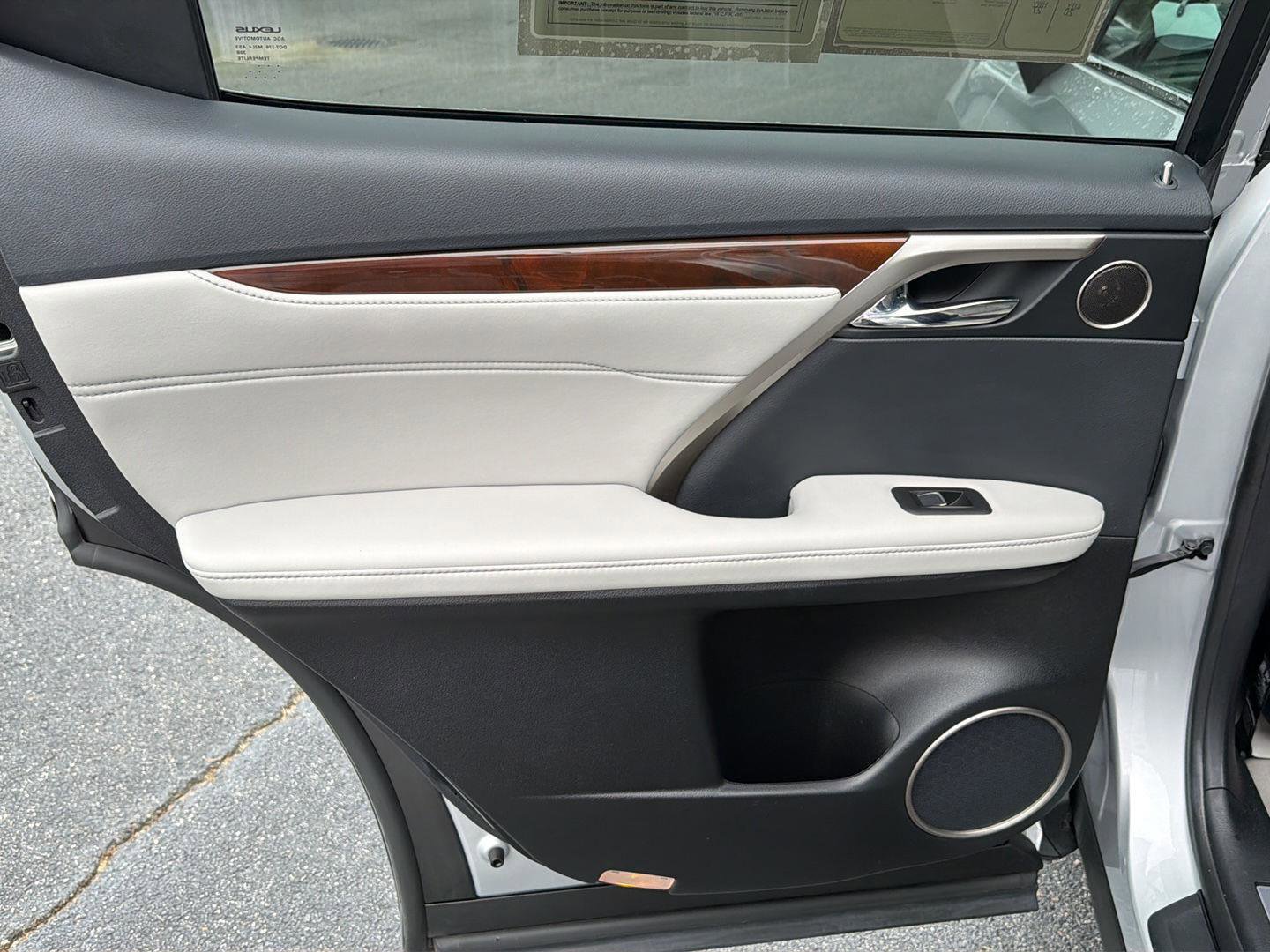 Used 2018 Lexus RX 350 FWD w/ Premium Package image 17