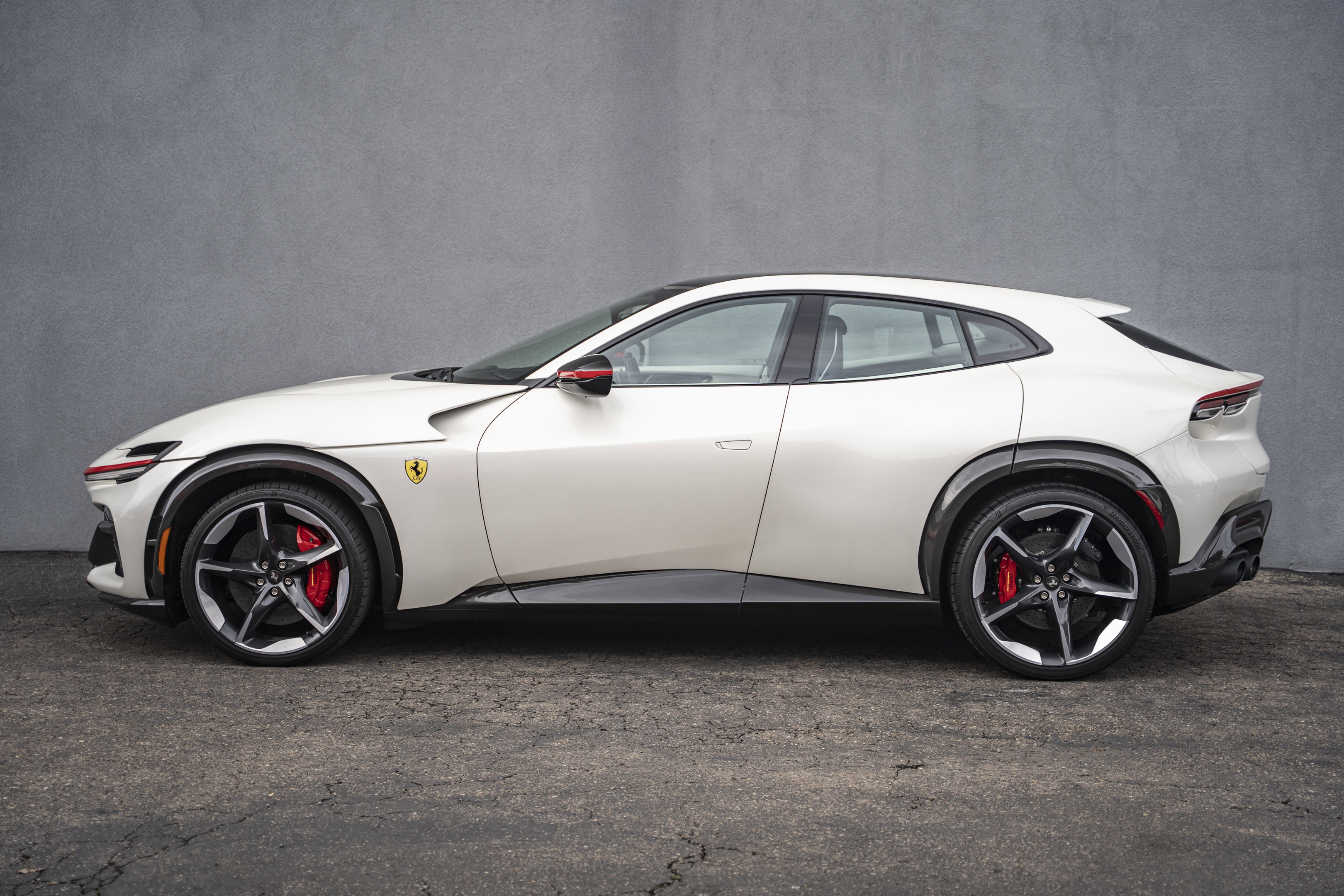 Used 2024 Ferrari Purosangue AWD/4WD image 2