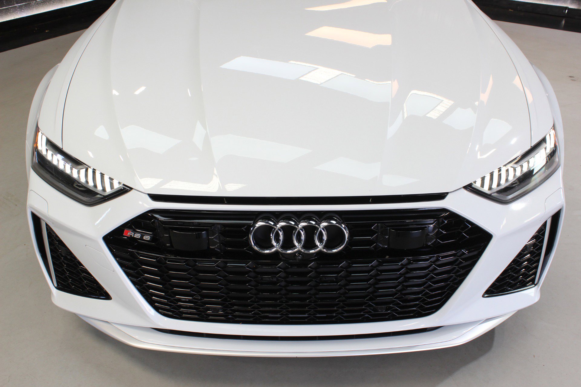 Used 2023 Audi RS 6 image 11