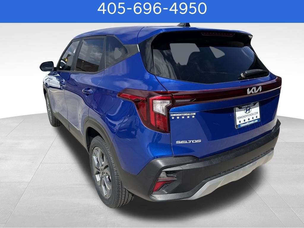 Used 2024 Kia Seltos LX image 8