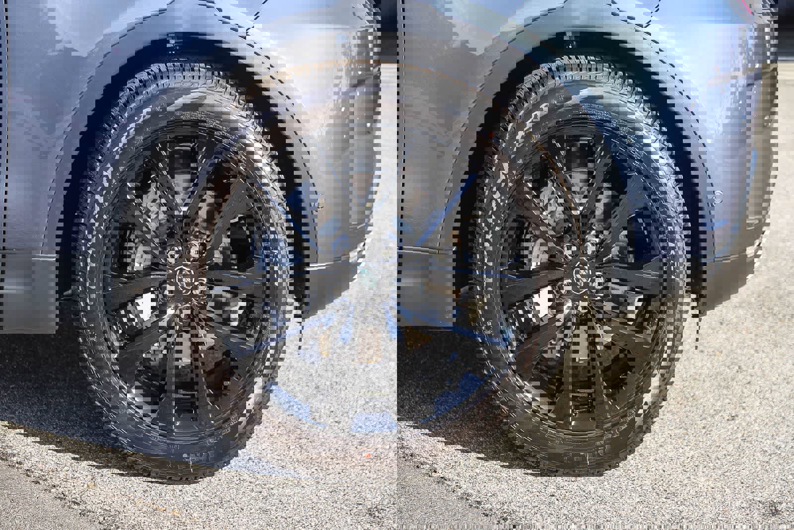 New 2026 Land Rover Discovery S image 11