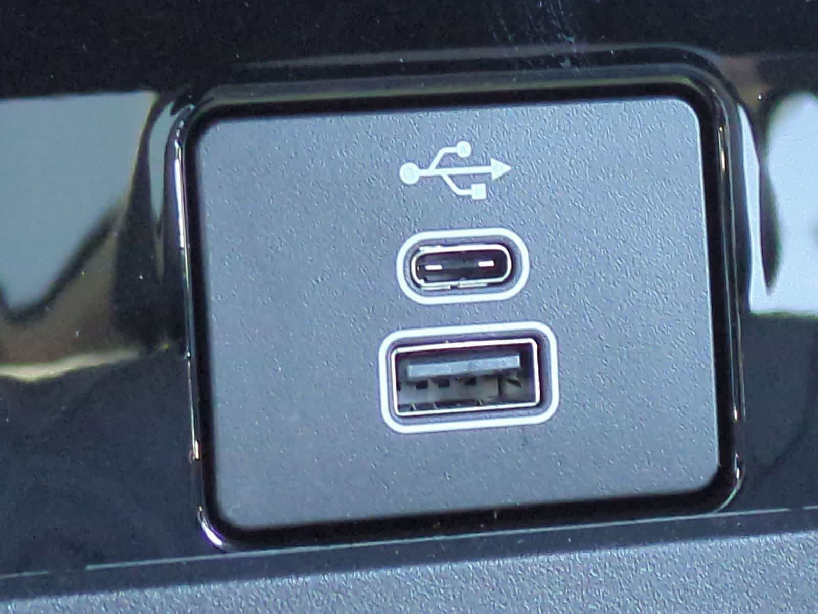 New 2026 Ford Mustang Mach-E Premium AWD/4WD image 32