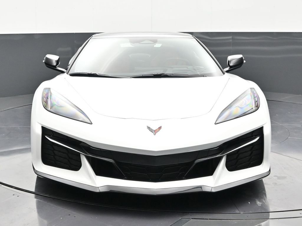 Used 2026 Chevrolet Corvette Z06 RWD image 8