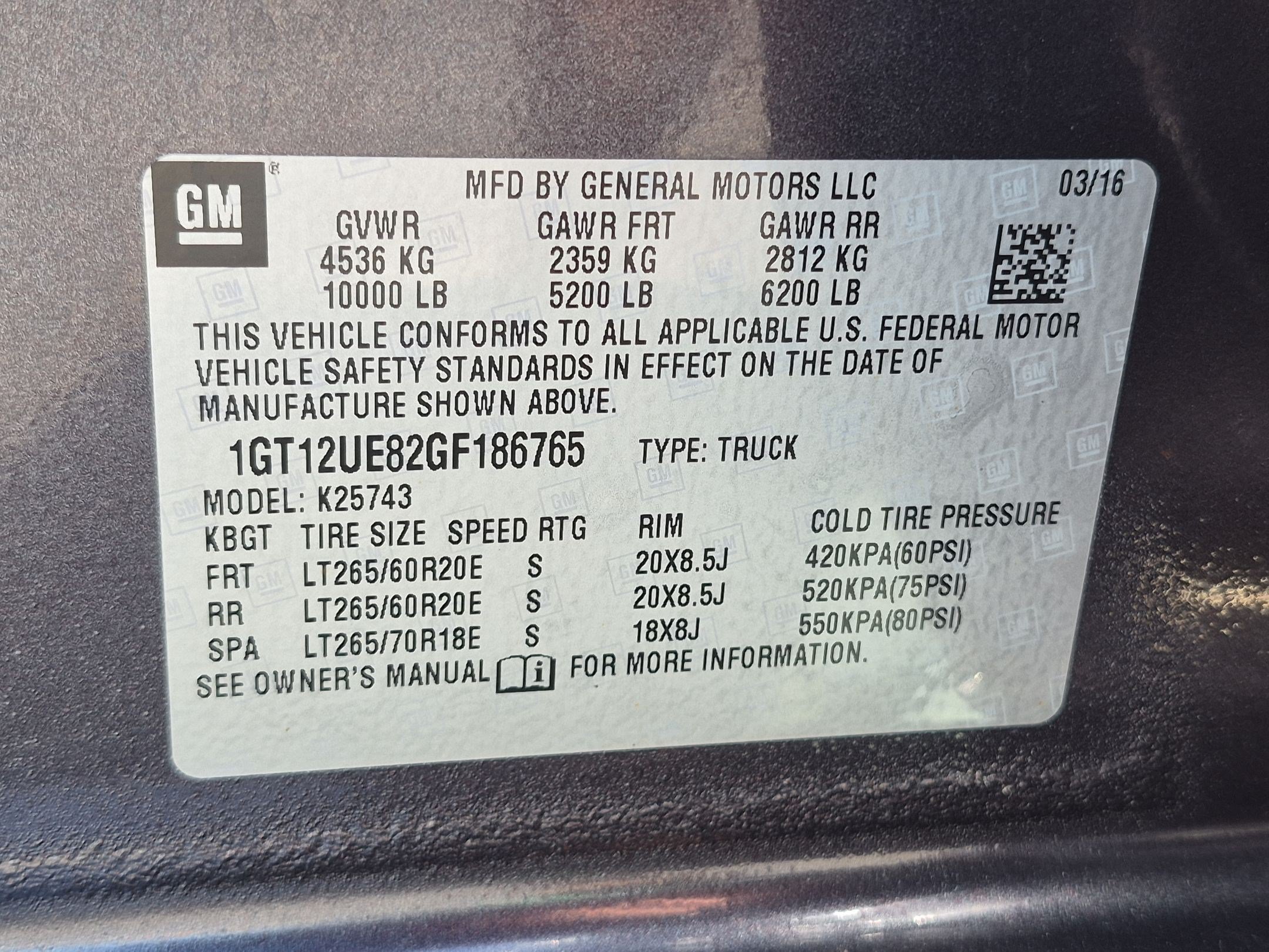 Used 2016 GMC Sierra 2500 Denali w/ Duramax Plus Package AWD/4WD image 34