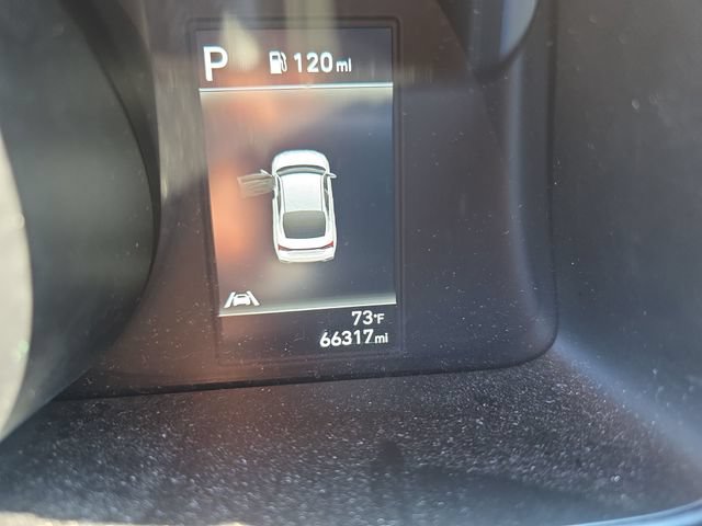 Used 2022 Hyundai Elantra SEL FWD image 19