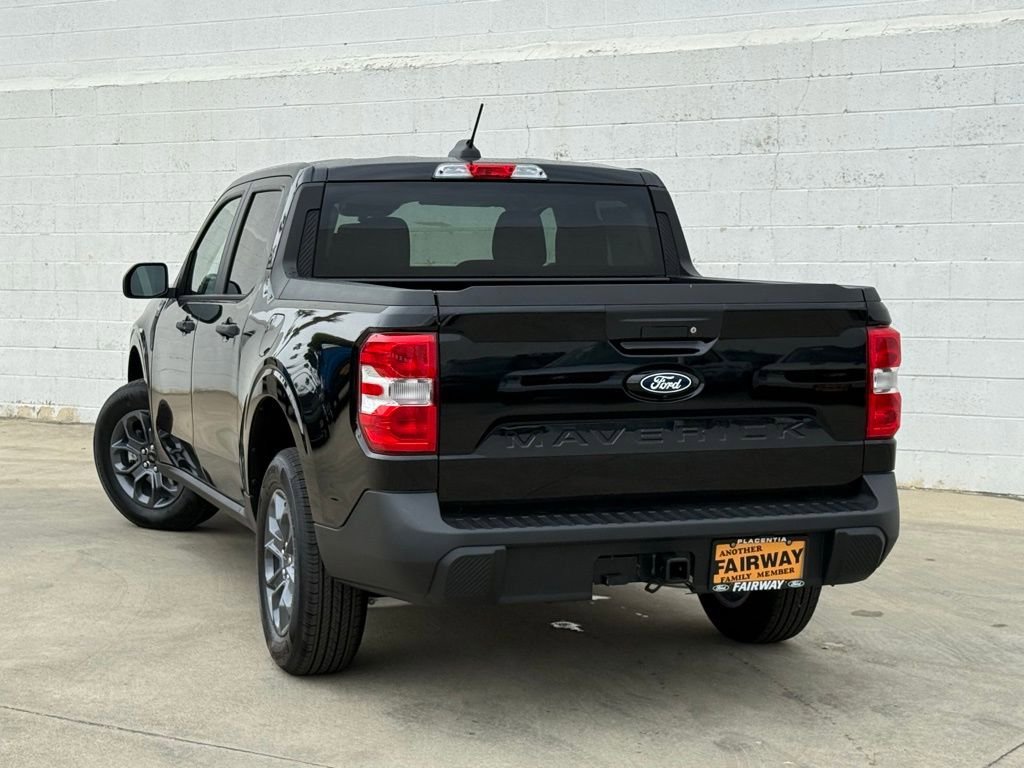 New 2025 Ford Maverick XLT w/ Equipment Group 302A AWD/4WD image 4