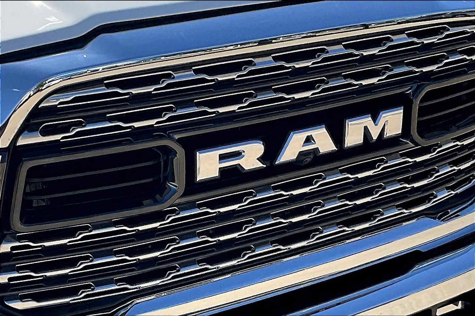 Certified 2024 RAM 3500 Limited image 28