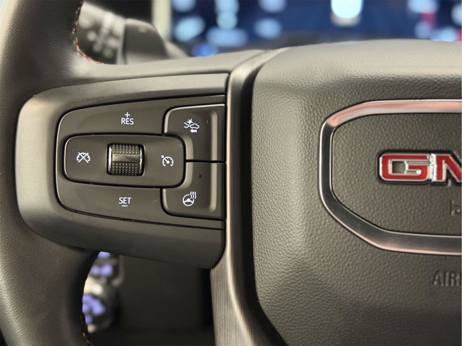 Used 2023 GMC Sierra 1500 AT4 w/ AT4 Premium Package AWD/4WD image 13