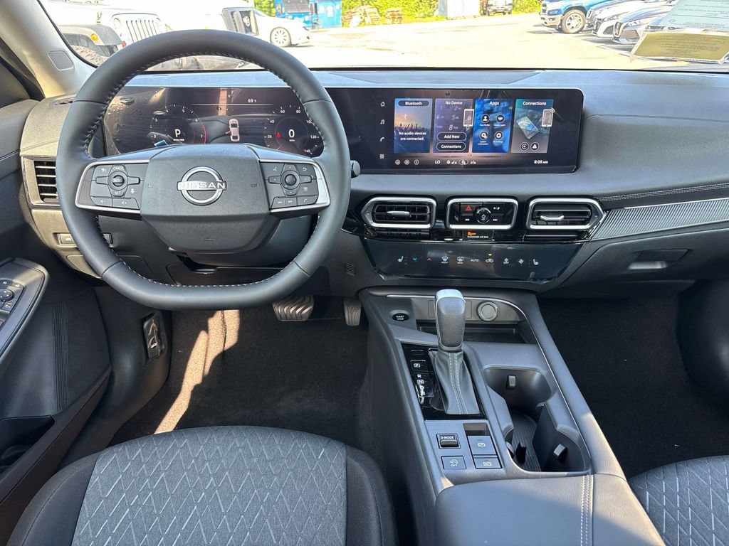 New 2026 Nissan Sentra SV w/ SV Convenience Package FWD image 6