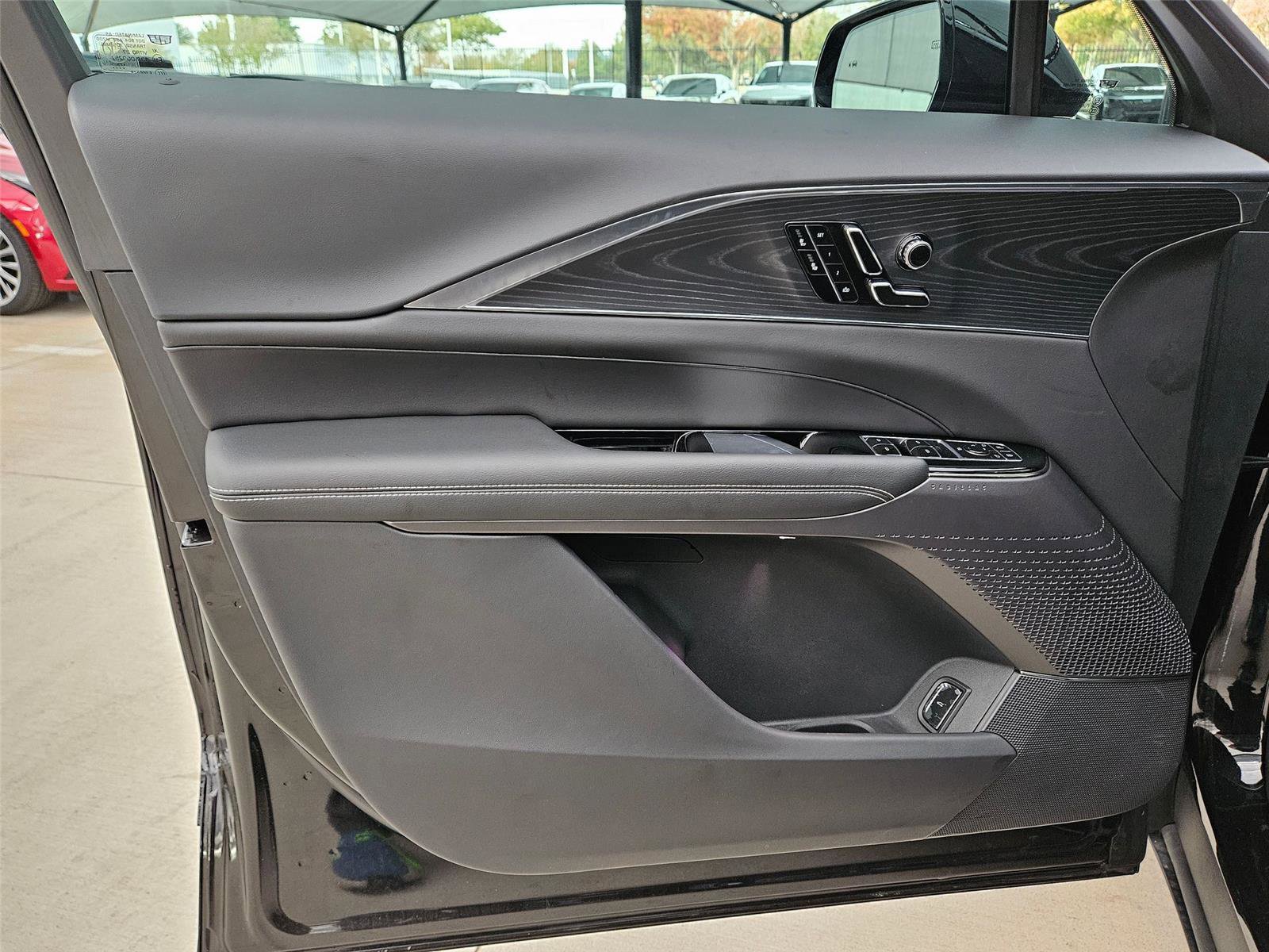 New 2026 Cadillac Lyriq Luxury w/ LPO, Floor Liner Package AWD/4WD image 24