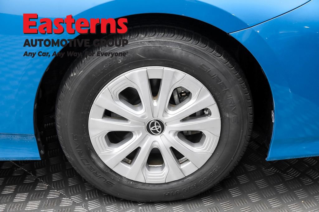 Used 2021 Toyota Prius Prime XLE w/ Carpet Mat Package (TMS) image 28