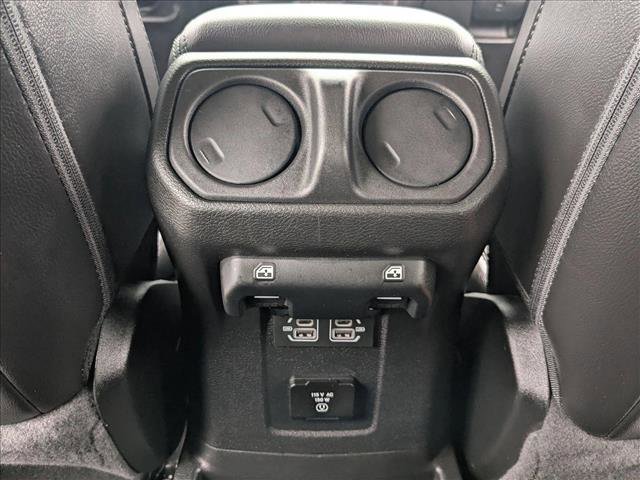 Used 2022 Jeep Wrangler Unlimited Sahara w/ Cold Weather Group image 17