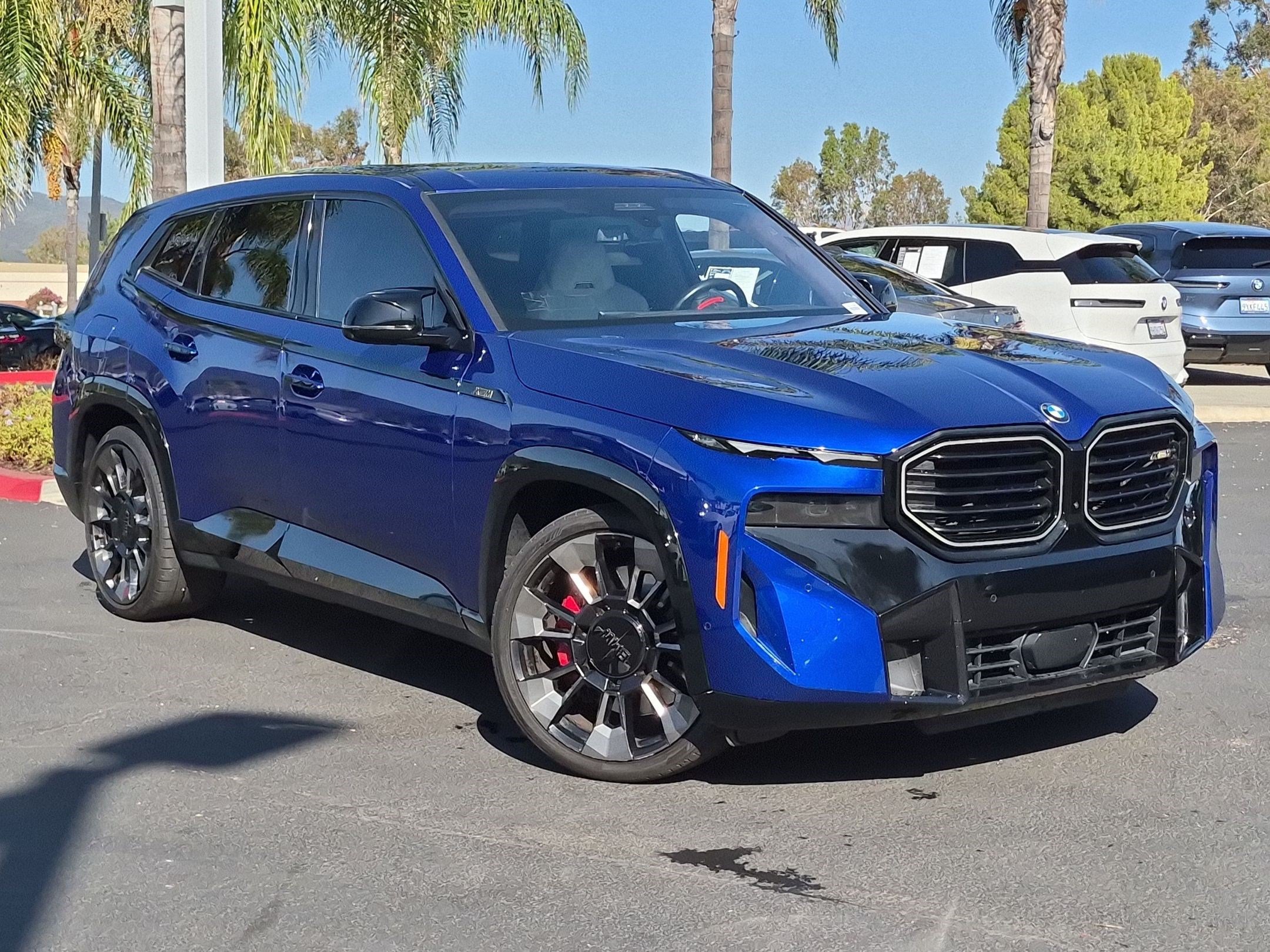 Used 2023 BMW XM AWD/4WD image 2