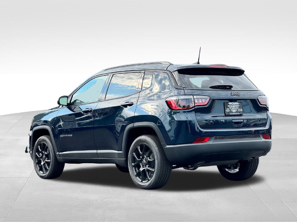 New 2026 Jeep Compass Latitude AWD/4WD image 5