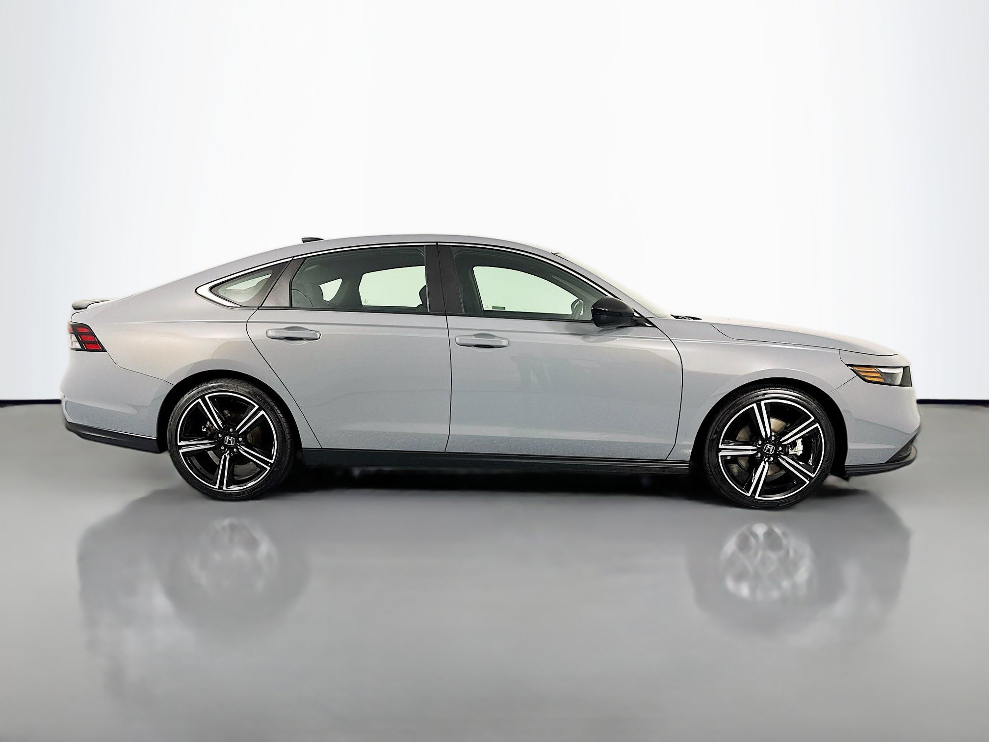 Certified 2023 Honda Accord Sport image 4