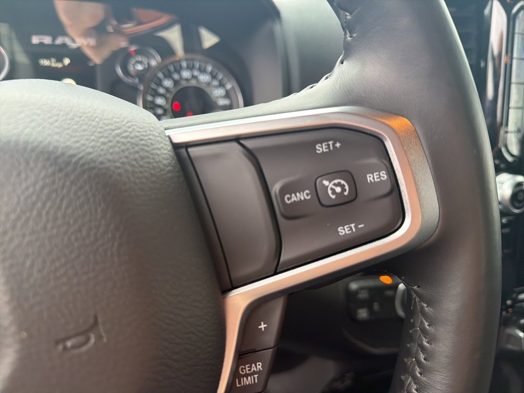 Used 2024 RAM 2500 Big Horn w/ Sport Appearance Package image 19