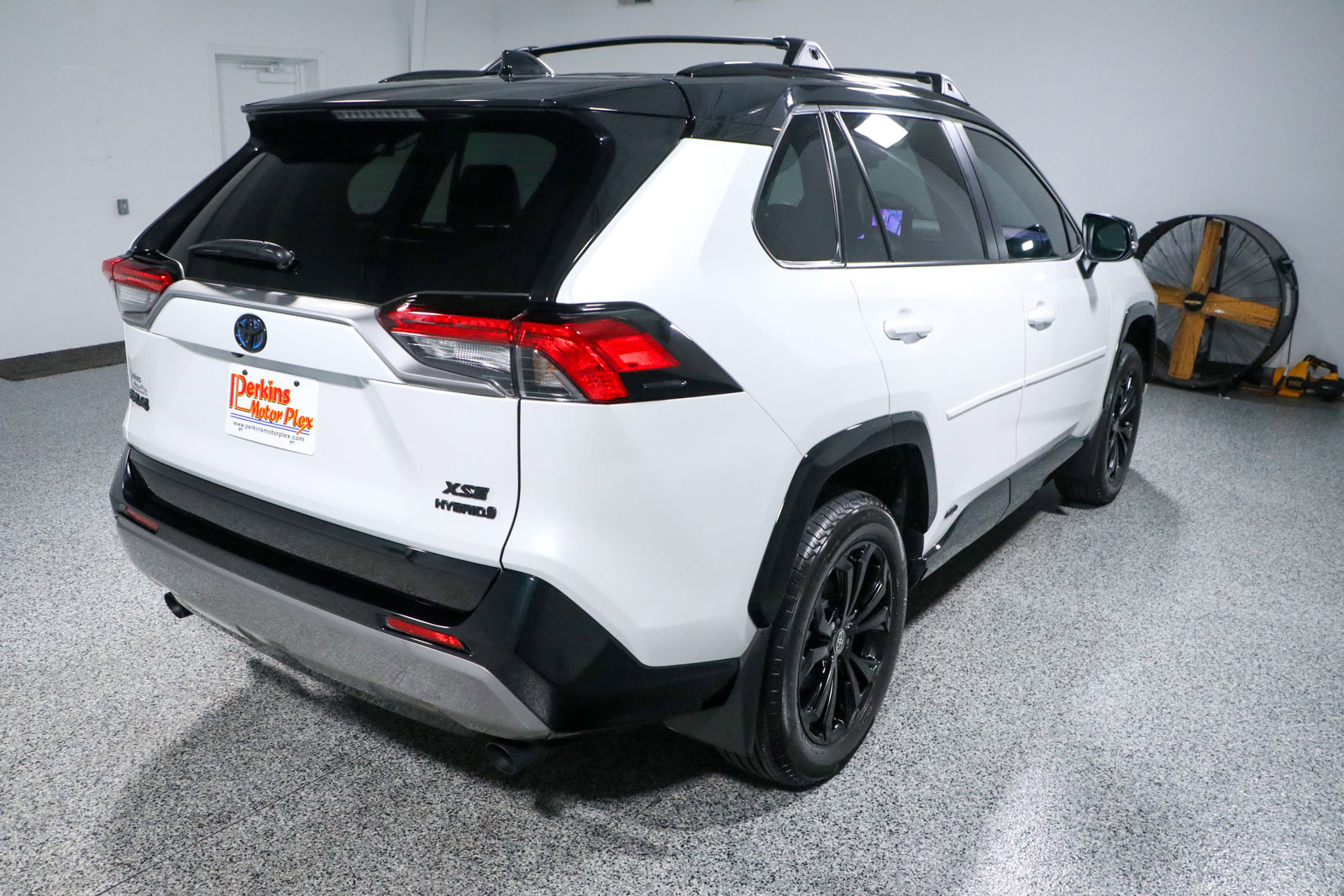 Used 2024 Toyota RAV4 XSE image 7