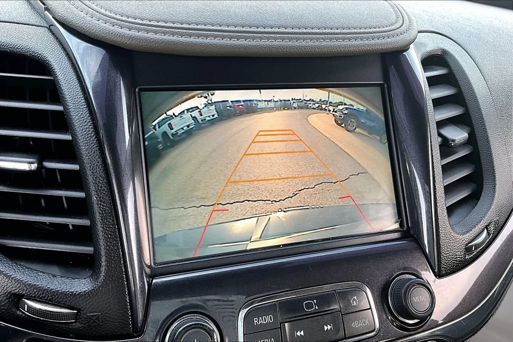 Used 2017 Chevrolet Impala Premier FWD image 23