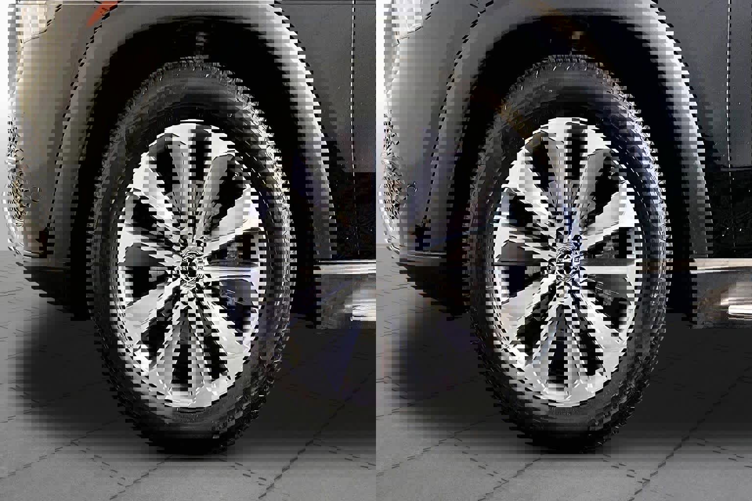 Used 2023 Mercedes-Benz GLE 350 4MATIC image 11