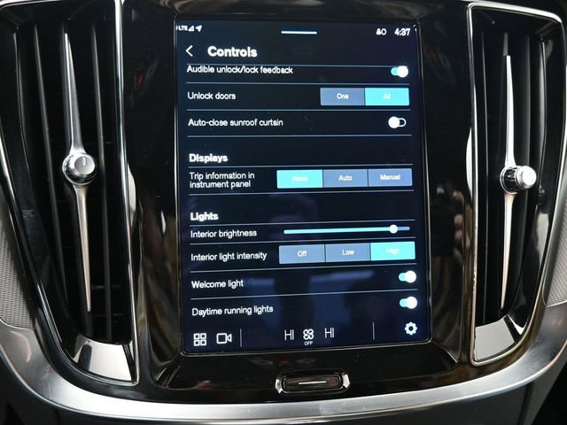 Used 2024 Volvo S60 B5 Plus FWD image 19