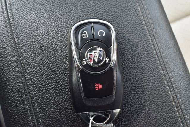 Used 2020 Buick Encore GX Essence w/ Experience Buick Package image 31