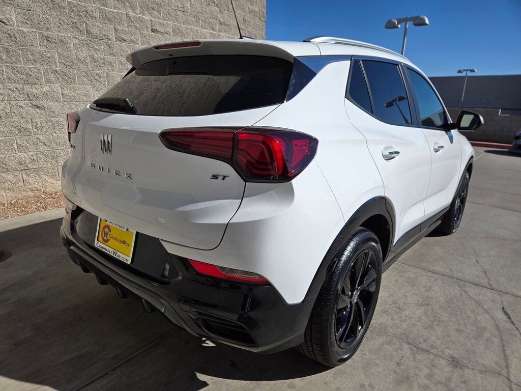 Used 2024 Buick Encore GX Sport Touring w/ Advanced Technology Package image 5