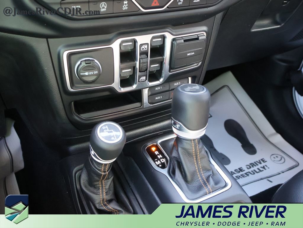 Used 2023 Jeep Wrangler Altitude image 38