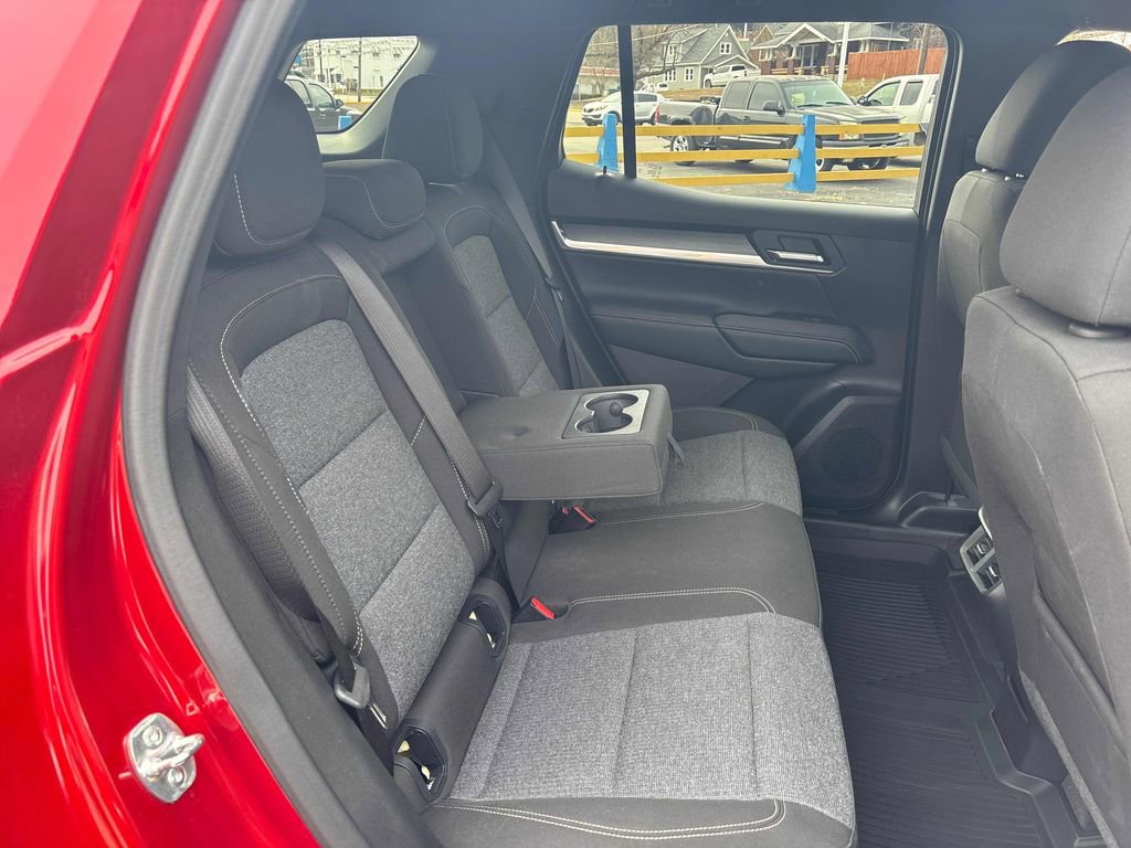 Used 2026 GMC Terrain Elevation image 28