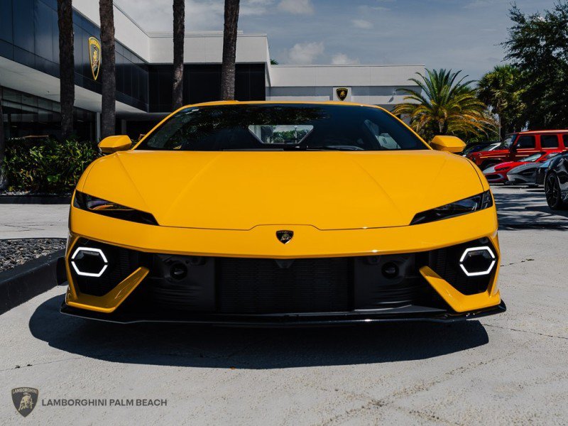 Used 2026 Lamborghini Temerario AWD/4WD image 5
