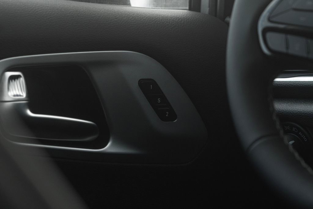 New 2026 Chrysler Pacifica Limited w/ S Appearance Package image 15