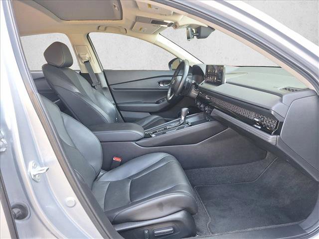 Used 2023 Honda Accord Touring image 18