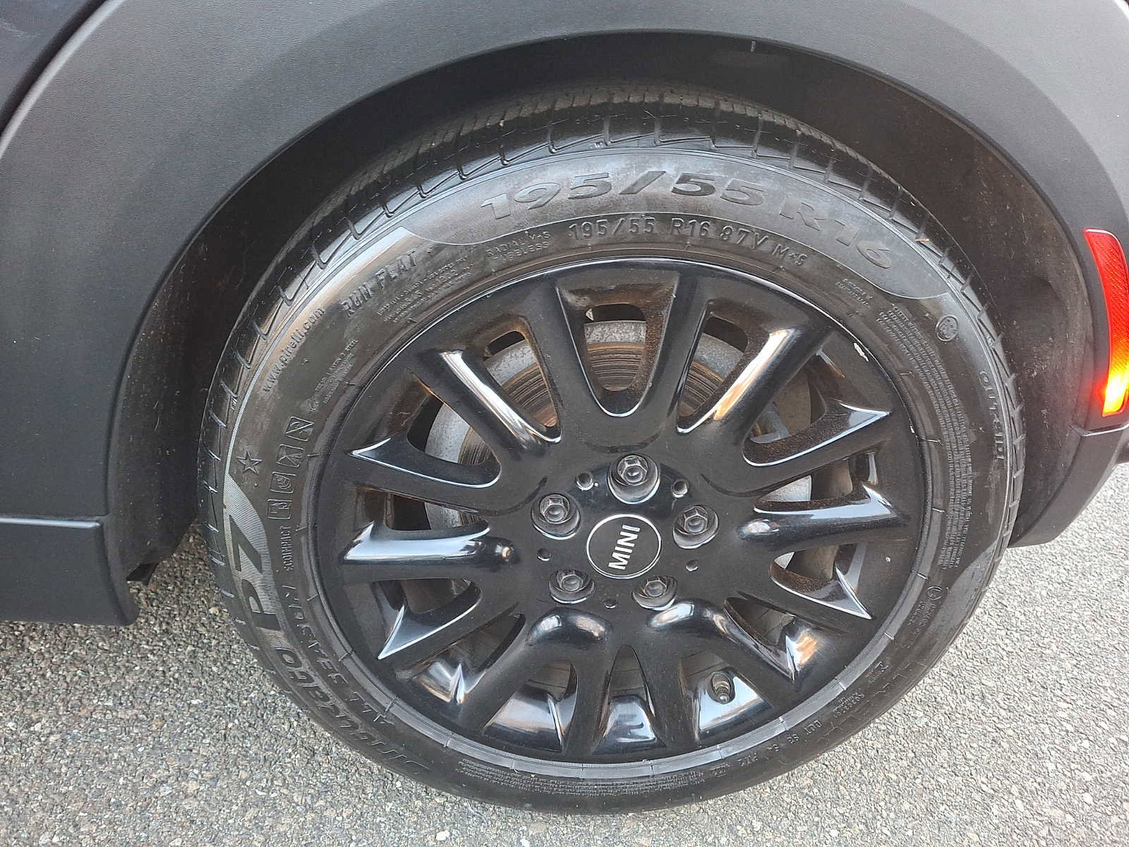 Used 2019 MINI Cooper S image 7