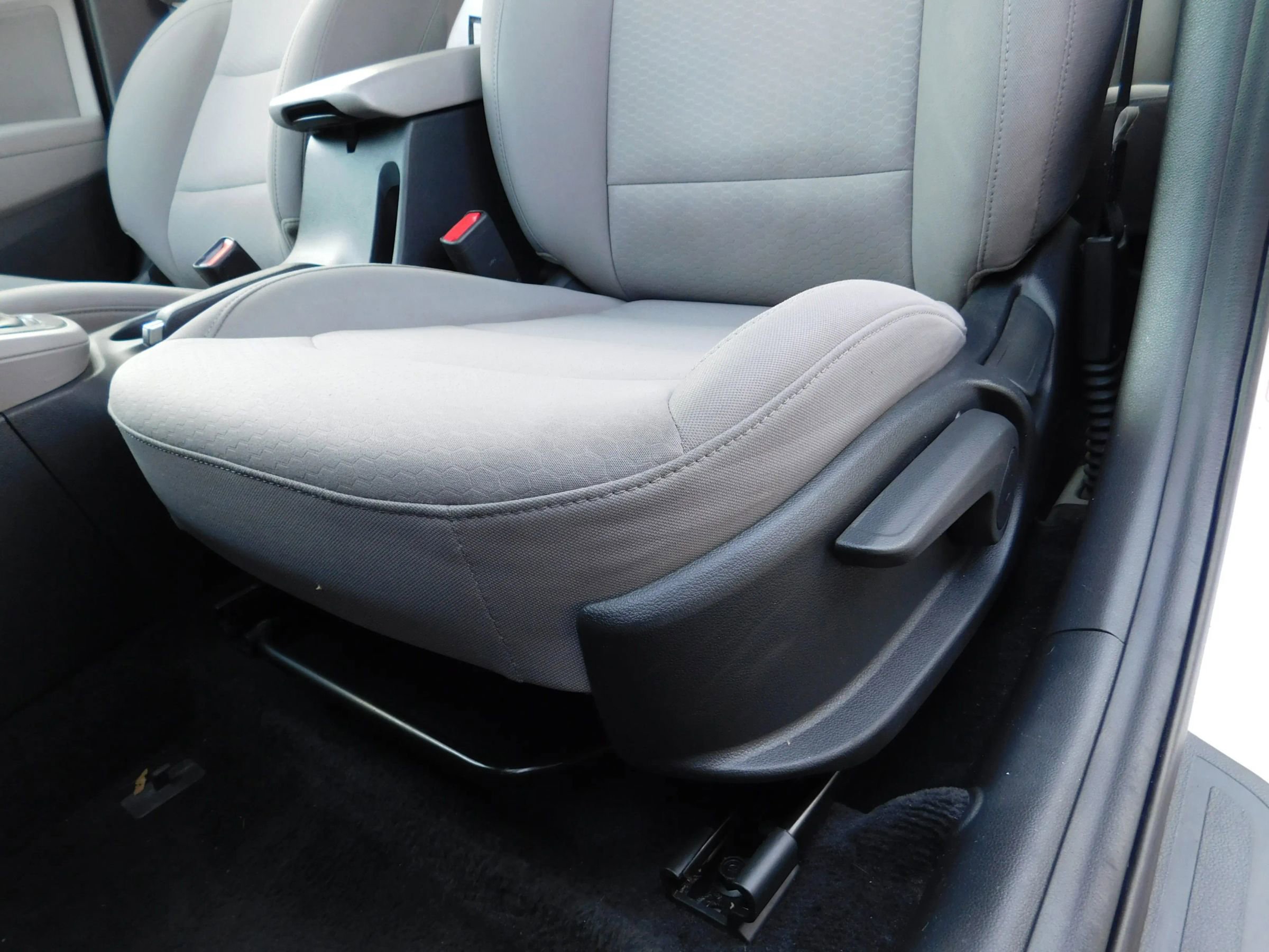 Used 2020 Hyundai Elantra SEL FWD image 11
