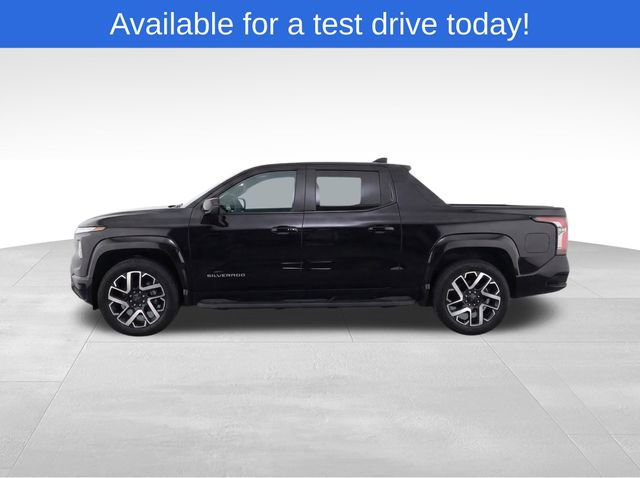 Used 2024 Chevrolet Silverado EV RST image 3