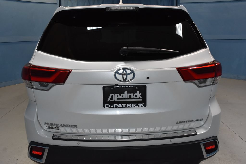 Used 2019 Toyota Highlander Limited Platinum AWD/4WD image 35