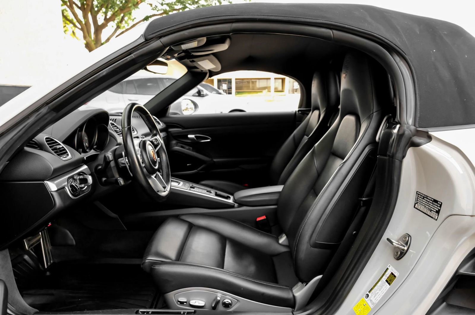 Used 2020 Porsche 718 Boxster S RWD image 3