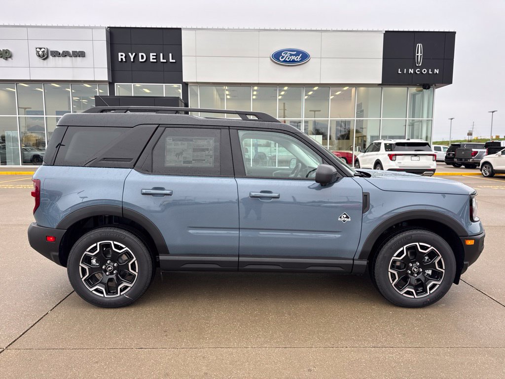 New 2026 Ford Bronco Sport Outer Banks w/ Outer Banks Tech Package+ AWD/4WD image 2