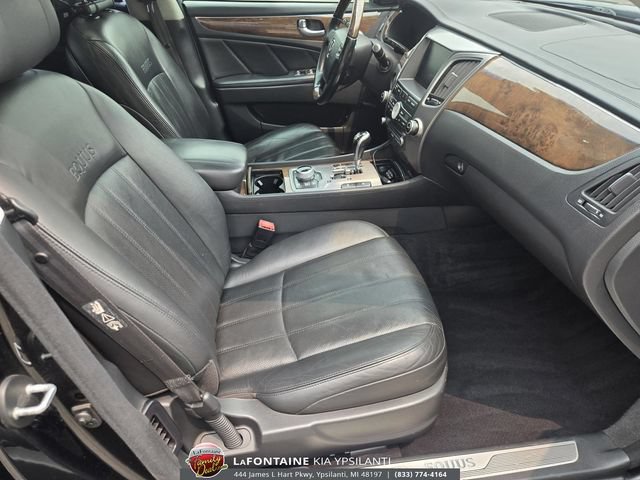 Used 2011 Hyundai Equus Signature RWD image 30